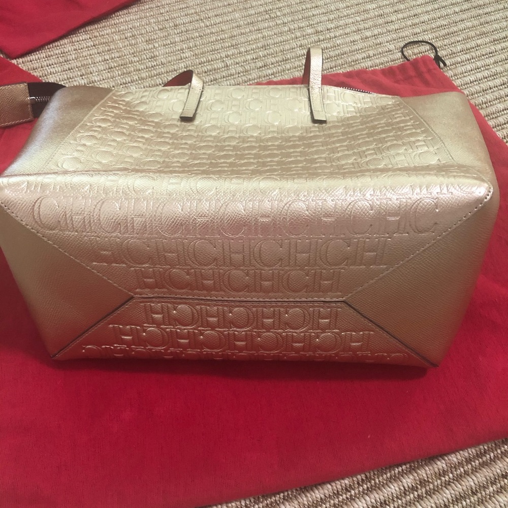 Carolina Herrera , Medium  size. - Picture 2 of 4